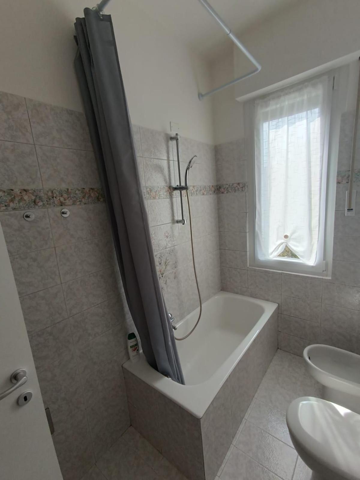 Flori'S Home Бергамо Екстериор снимка